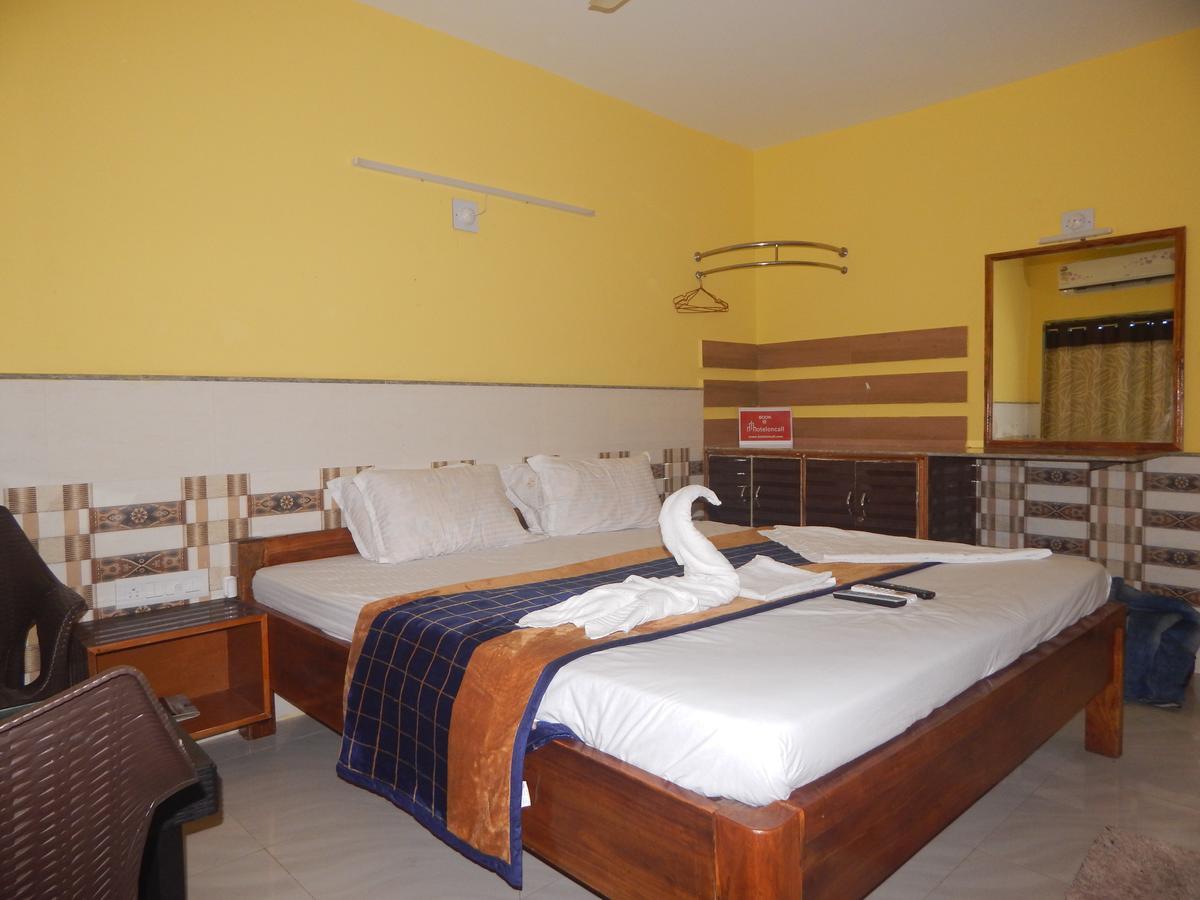 Hotel On Call Puri Laxmi Beach Resort Exteriör bild