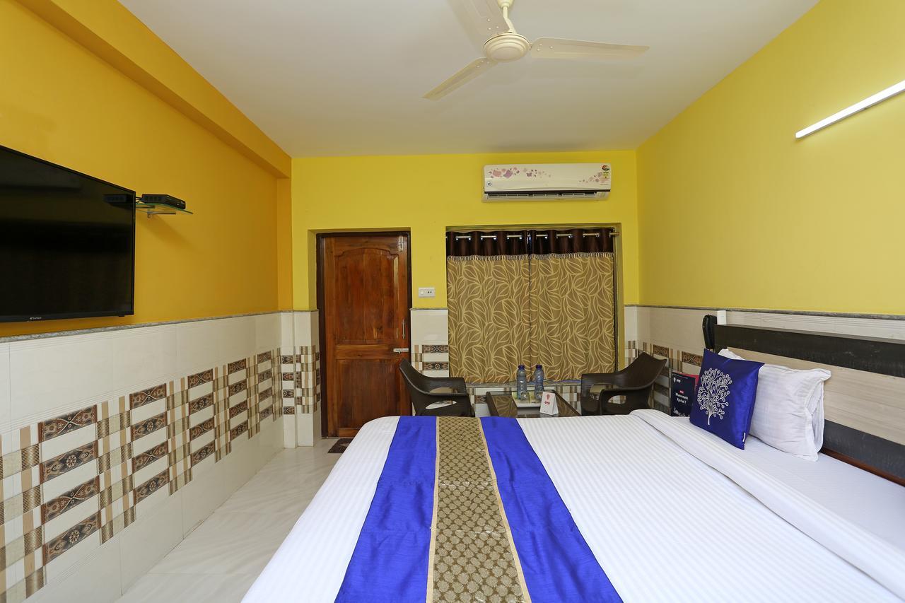 Hotel On Call Puri Laxmi Beach Resort Exteriör bild