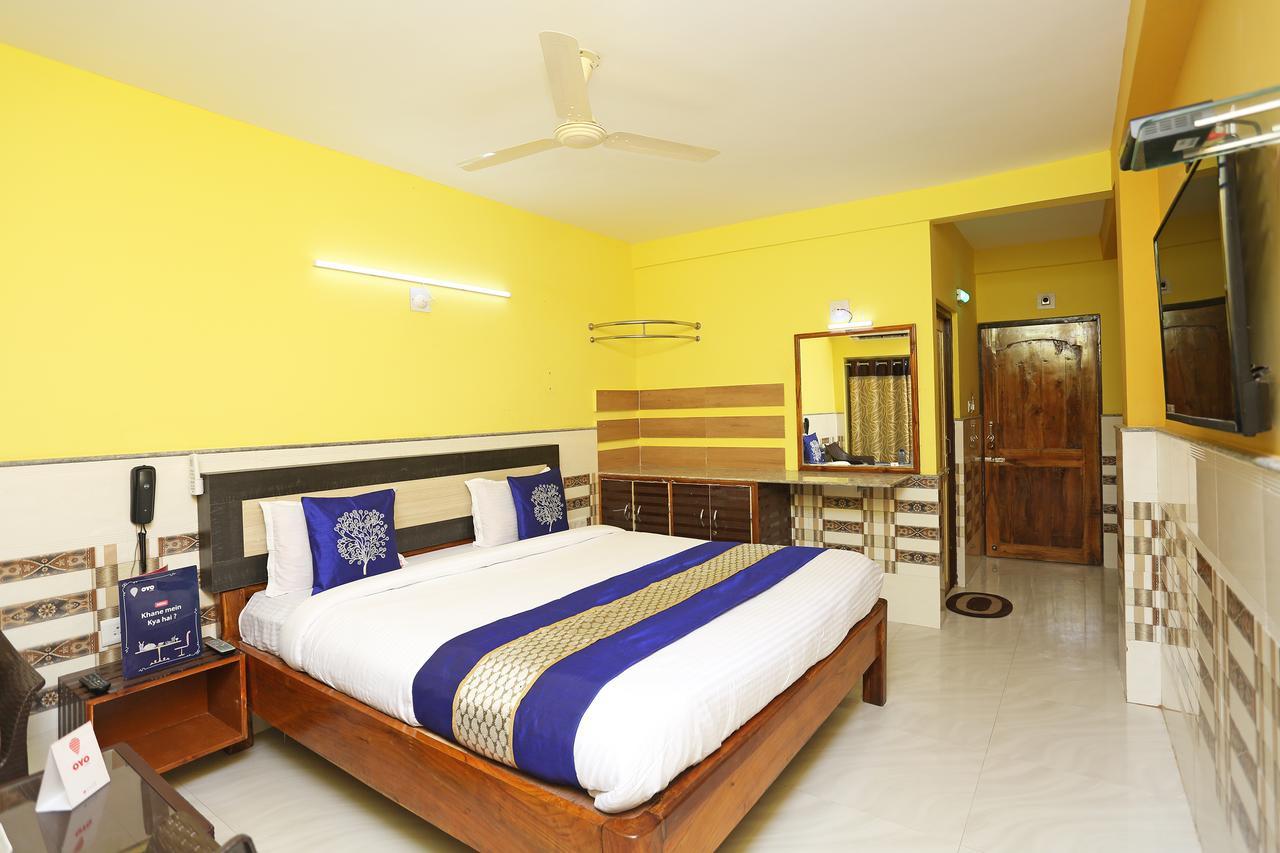 Hotel On Call Puri Laxmi Beach Resort Exteriör bild
