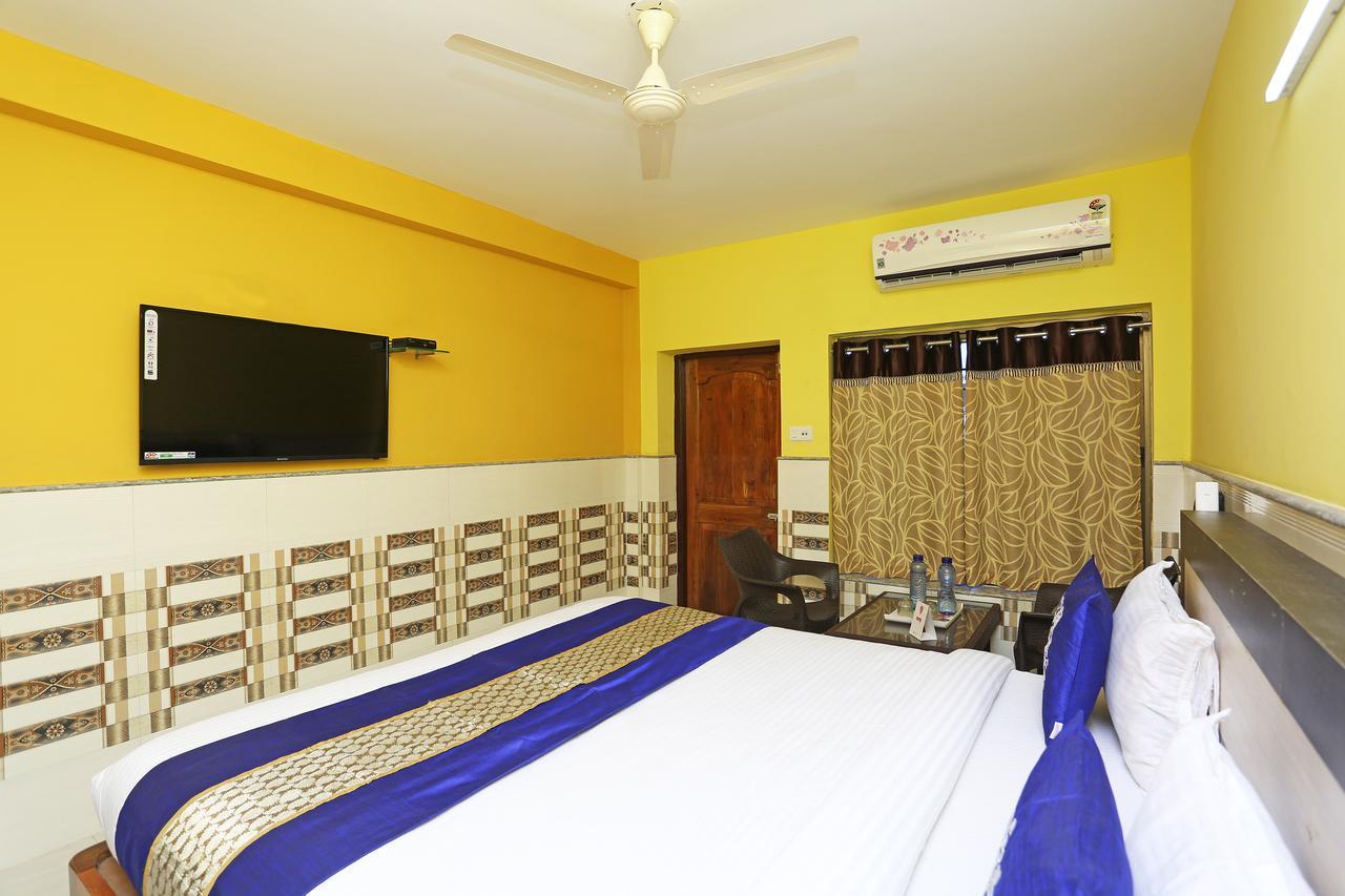 Hotel On Call Puri Laxmi Beach Resort Exteriör bild