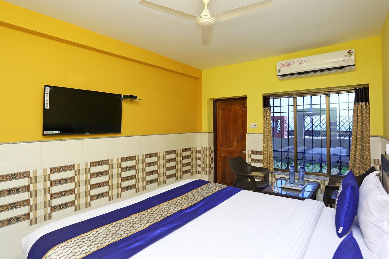 Hotel On Call Puri Laxmi Beach Resort Exteriör bild